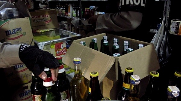 Mengawali Bulan Ramadan, Polisi Razia Warung Miras di Semarang