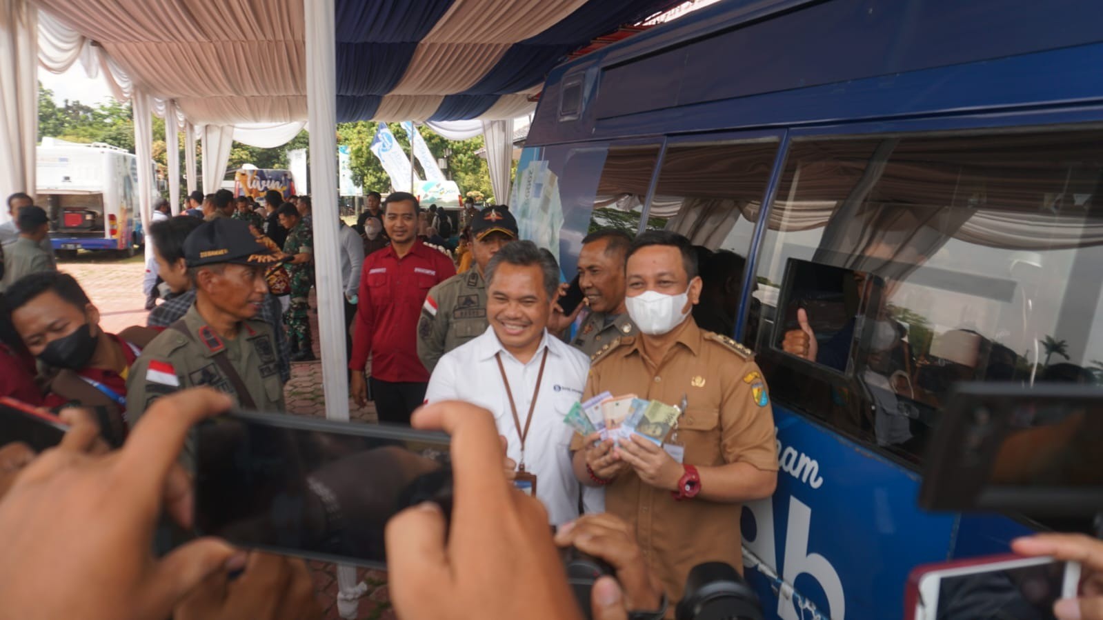 Hindari Uang Palsu, Warga Diimbau Tukarkan Uang di Layanan Resmi Perbankan